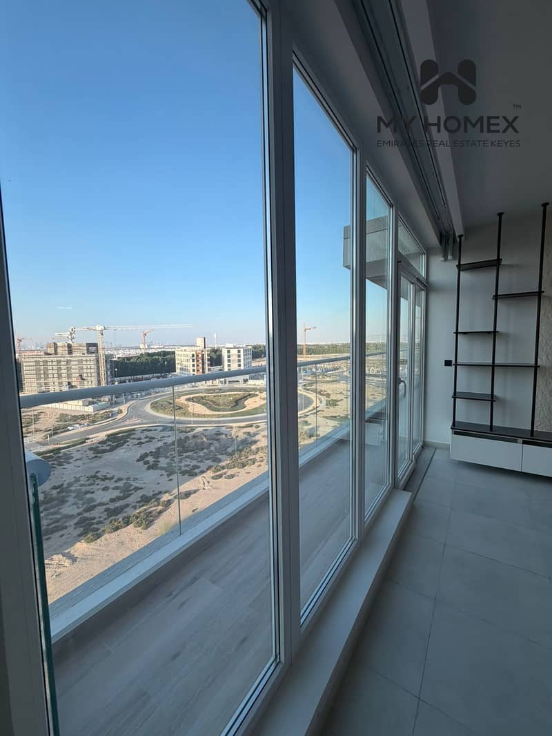 EXECLUSIVE | MOTIVATED SELLER | SPACIOUS LAYOUT - Image 14