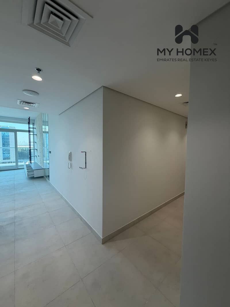 EXECLUSIVE | MOTIVATED SELLER | SPACIOUS LAYOUT - Image 22