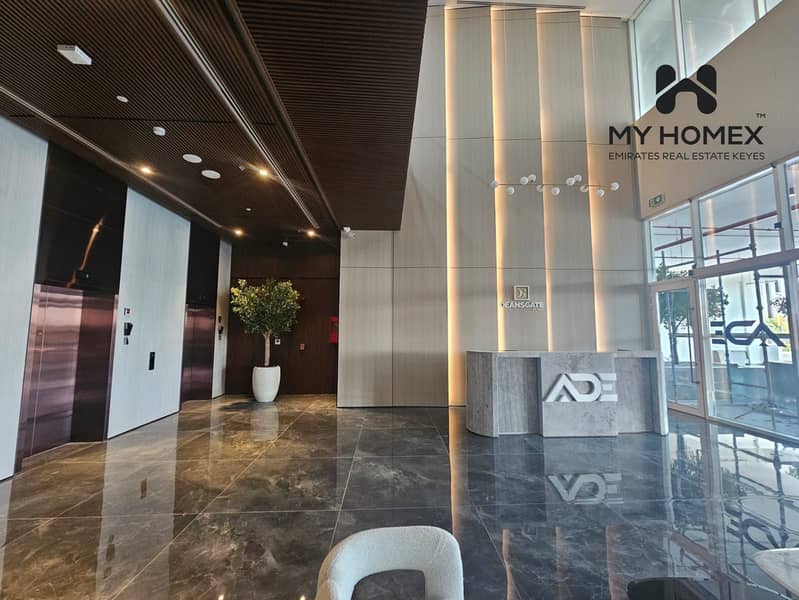 EXECLUSIVE | MOTIVATED SELLER | SPACIOUS LAYOUT - Image 31