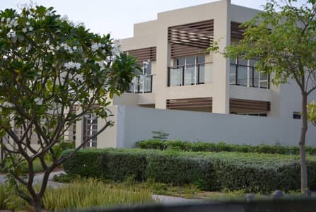 MASSIVE 4BR VILLA + MAIDS I AMAZING DEAL I PRIVATE BEACH MASSIVE 4BR VILLA + MAIDS I AMAZING DEAL I PRIVATE BEACH