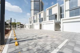 Spacious Apartment | Lagoon Facing | 4 Bedrooms