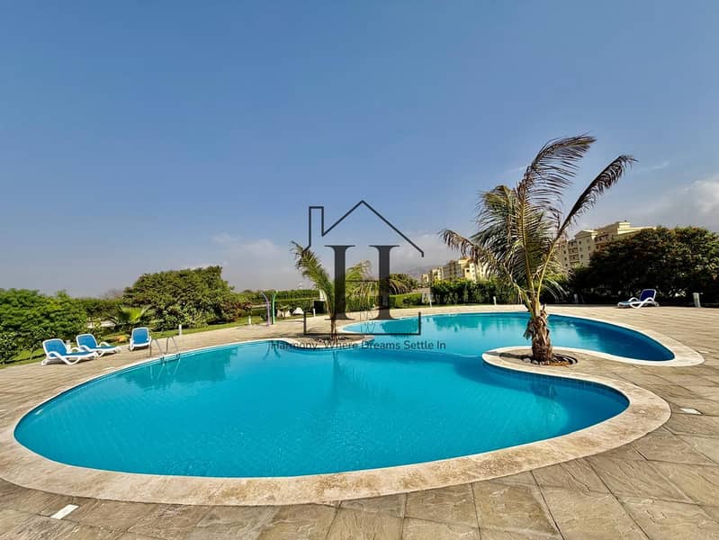 2 pool yv. jpeg