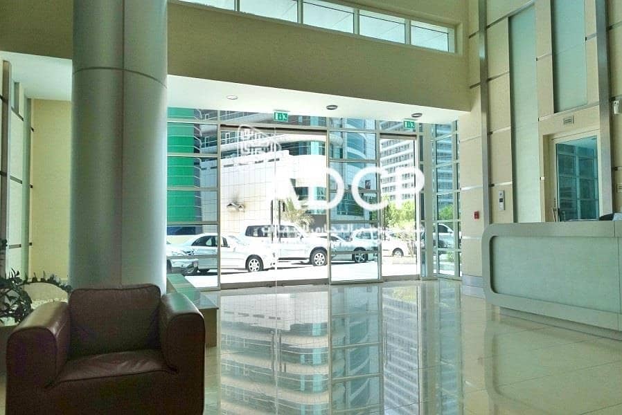 4 4 Payments: Office Space in Al Dana Tower