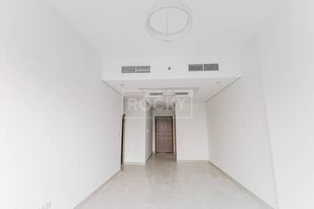 1 Bedroom Apartment for Rent in Business Bay, Dubai - EXCLUSIVE | LARGE UNIT | AGENTS PLEASE EXCUSE