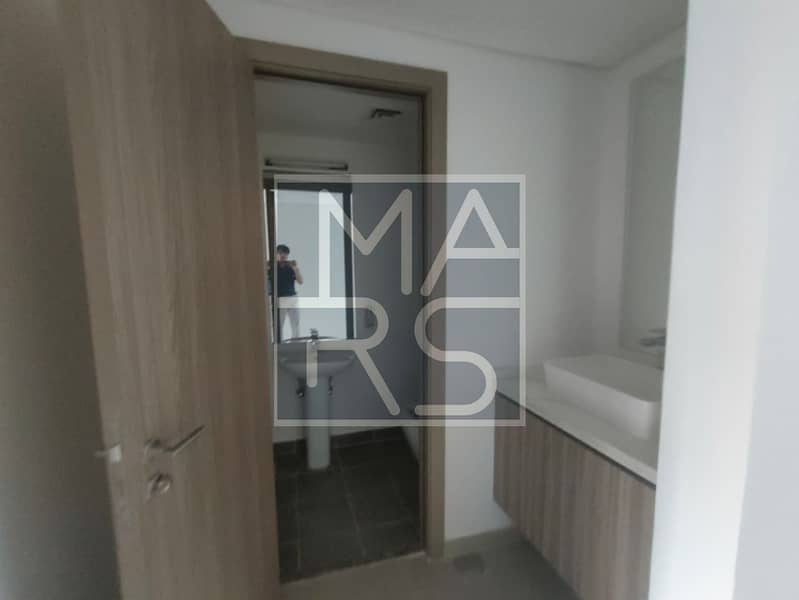 Elegant 4-Bedroom Villa for Rent | Ajmal Makan Sharjah Waterfront City - Image 9