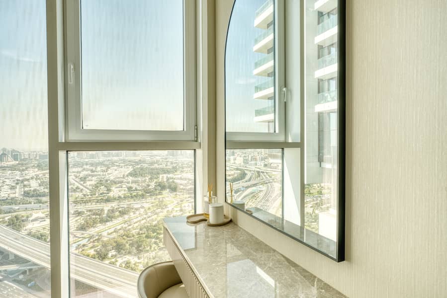 5 A7403856_hdr. jpg