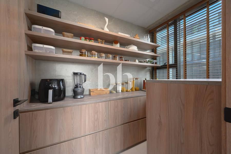 Exclusive Upgraded 3BR | Rare | The 100 Meydan - Image 8