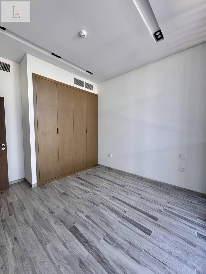 Ultra-Luxury Beachfront 4BHK Duplex | Private Beach Opp Wynn Casino - Image 6