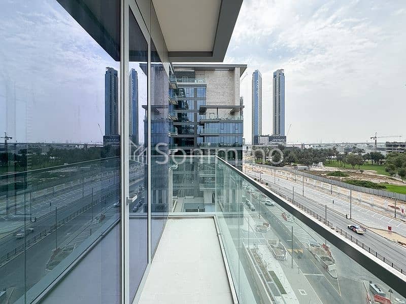 Premium Community | Spacious Layout | Unfurnished - Image 1