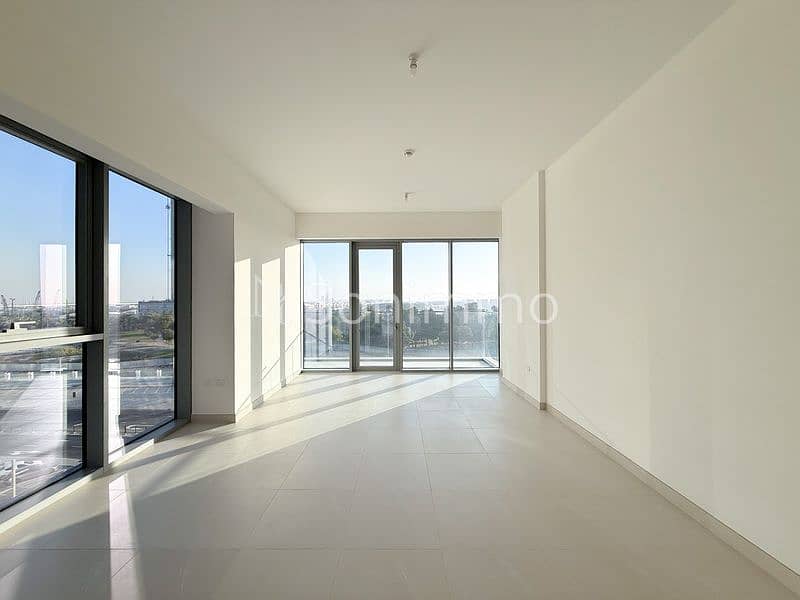 Premium Community | Spacious Layout | Unfurnished - Image 7