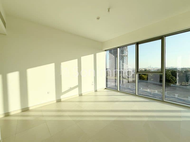 Premium Community | Spacious Layout | Unfurnished - Image 12