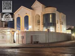 Corner villa for rent in Al Muwaihat 1, 5 master bedrooms, living room, majlis, maid's room. 140,000 (payable in installments)