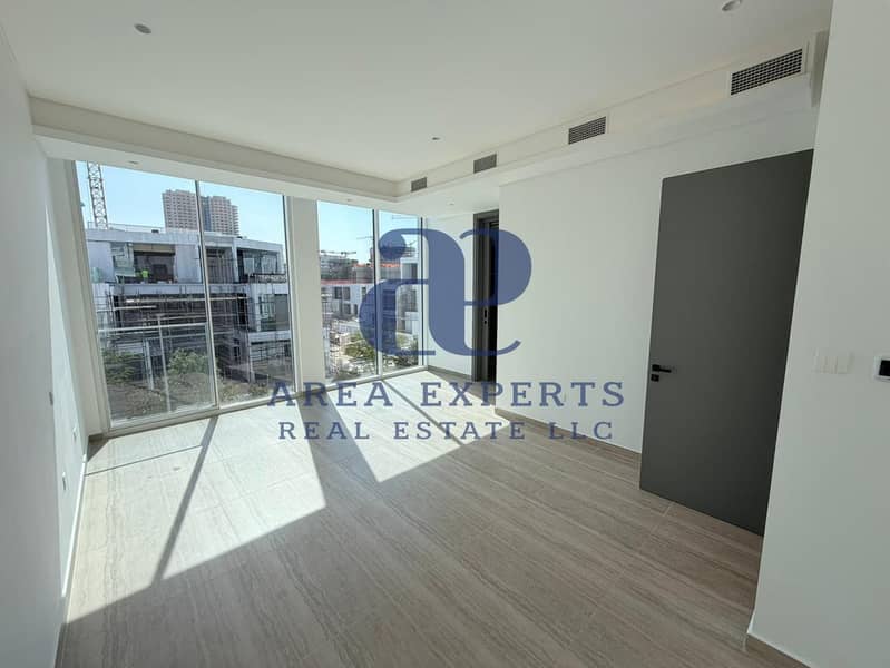 4BR Spacious Villa | Luxury Finishes | Al Barari - Image 4