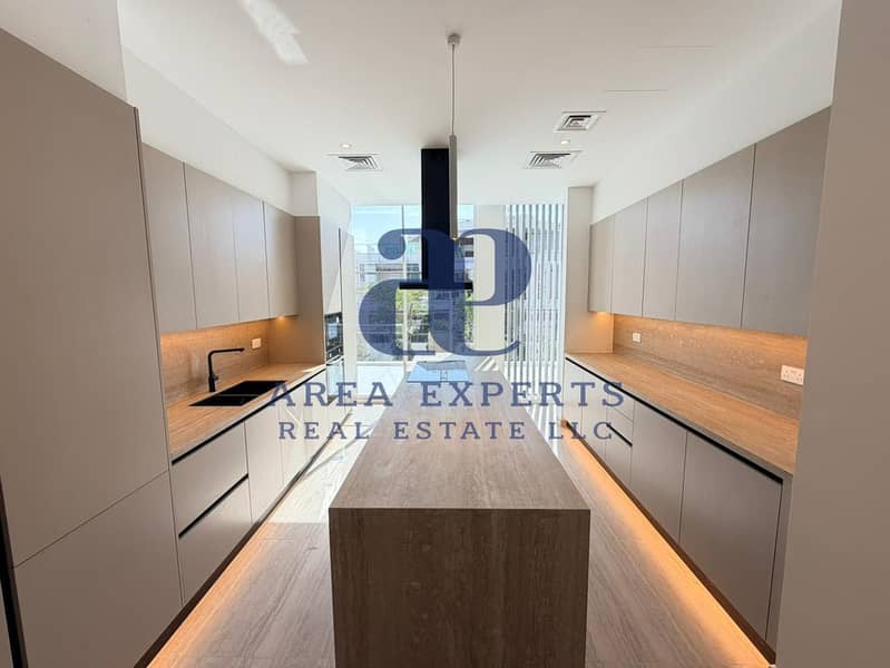 4BR Spacious Villa | Luxury Finishes | Al Barari - Image 11