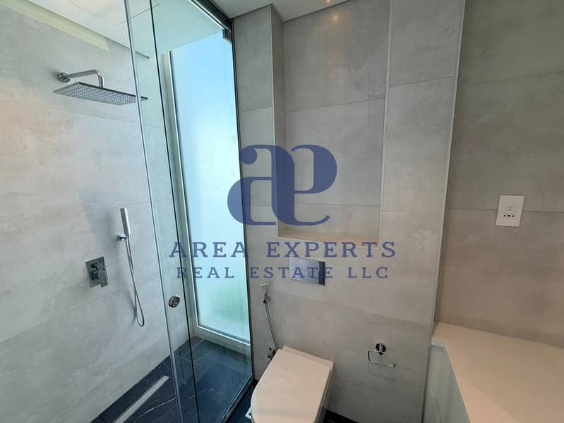 4BR Spacious Villa | Luxury Finishes | Al Barari - Image 13