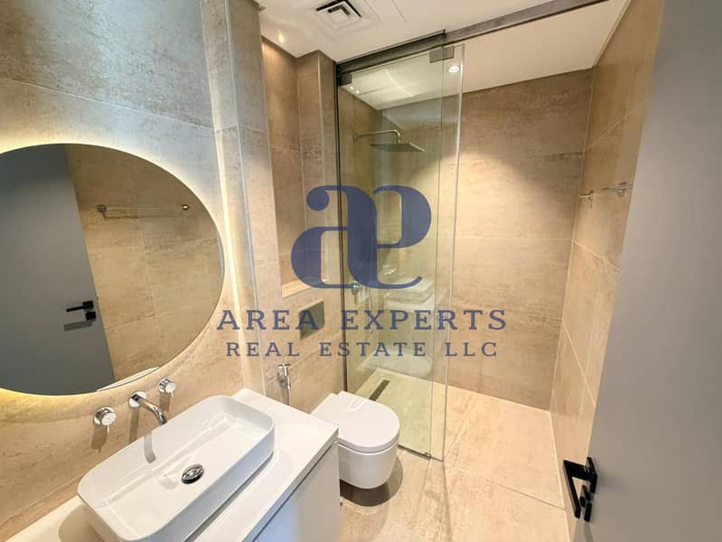 4BR Spacious Villa | Luxury Finishes | Al Barari - Image 15