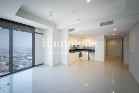 3 Bedroom Apartment for Sale in Business Bay, Dubai - High Floor | Corner Unit | Sea Views | Vacant
