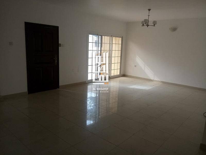 Fully Renovated 3 Bed Villa With Private Garden Fully Renovated 3 Bed Villa With Private Garden