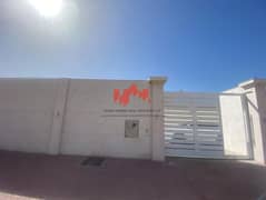 فیلا في الرفاع 3 غرف 90000 درهم - 14203934