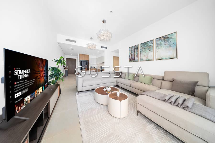 Waterfront Living | Prime location | All Bills Incl