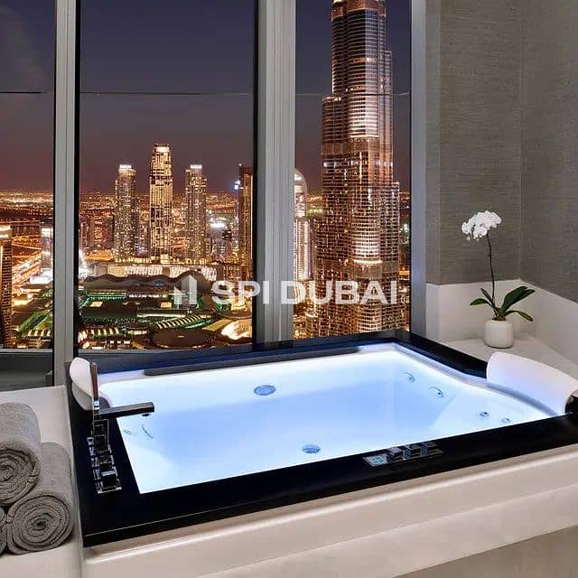 9 PRIVATE-JACUZZI-TIME-AT-THE-SPA-ADDRESS-SKY-VIEW. jpg