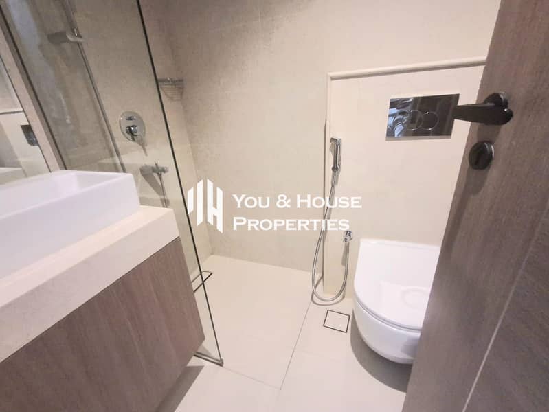 Fully Upgraded 1 Bed + Maid I High-End Finishing I Prime Location - Image 6