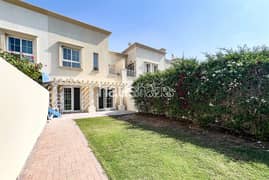 فیلا في الينابيع 4،الينابيع 2 غرف 220000 درهم - 14208762