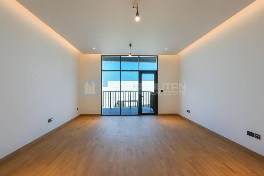 ST w/ Balcony | Ready to Move | Laundry Room - Image 2