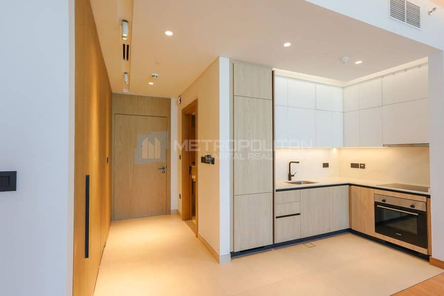 ST w/ Balcony | Ready to Move | Laundry Room - Image 4