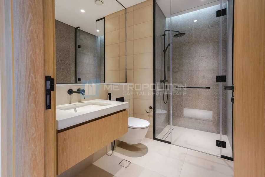 ST w/ Balcony | Ready to Move | Laundry Room - Image 7