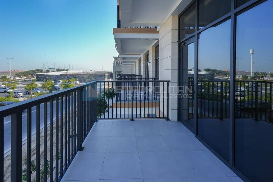 ST w/ Balcony | Ready to Move | Laundry Room - Image 9