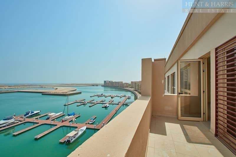 Living in Luxury - Two Bedroom-Sea view - Mina Al Arab