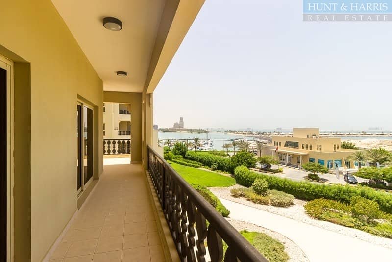 Spacious 3 Bedroom apartment in the Marina