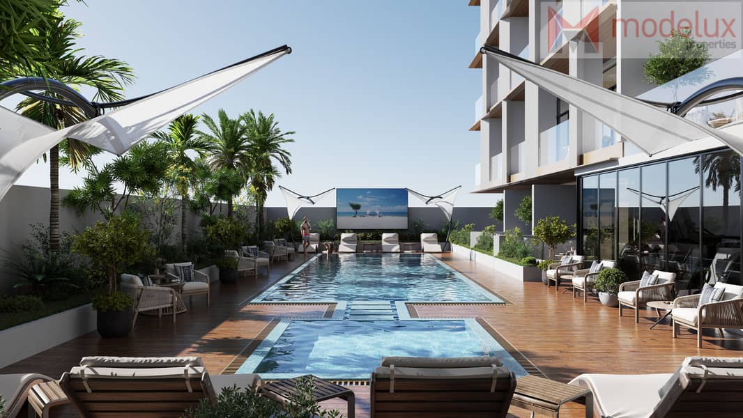 9 VIEW 5 SWIMMING POOL. jpg