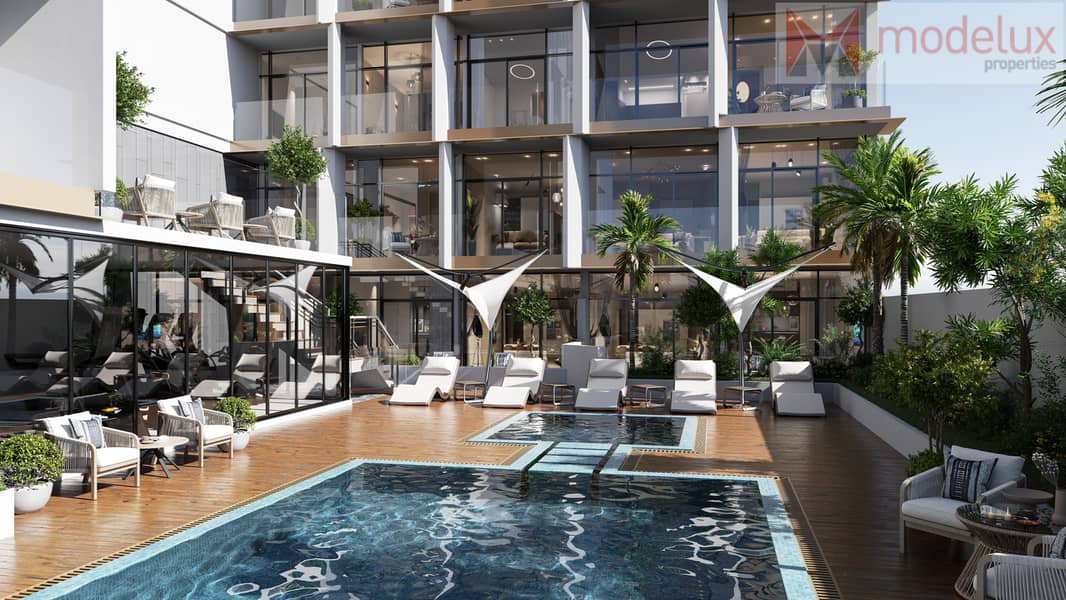 7 VIEW 3 SWIMMING POOL. jpg