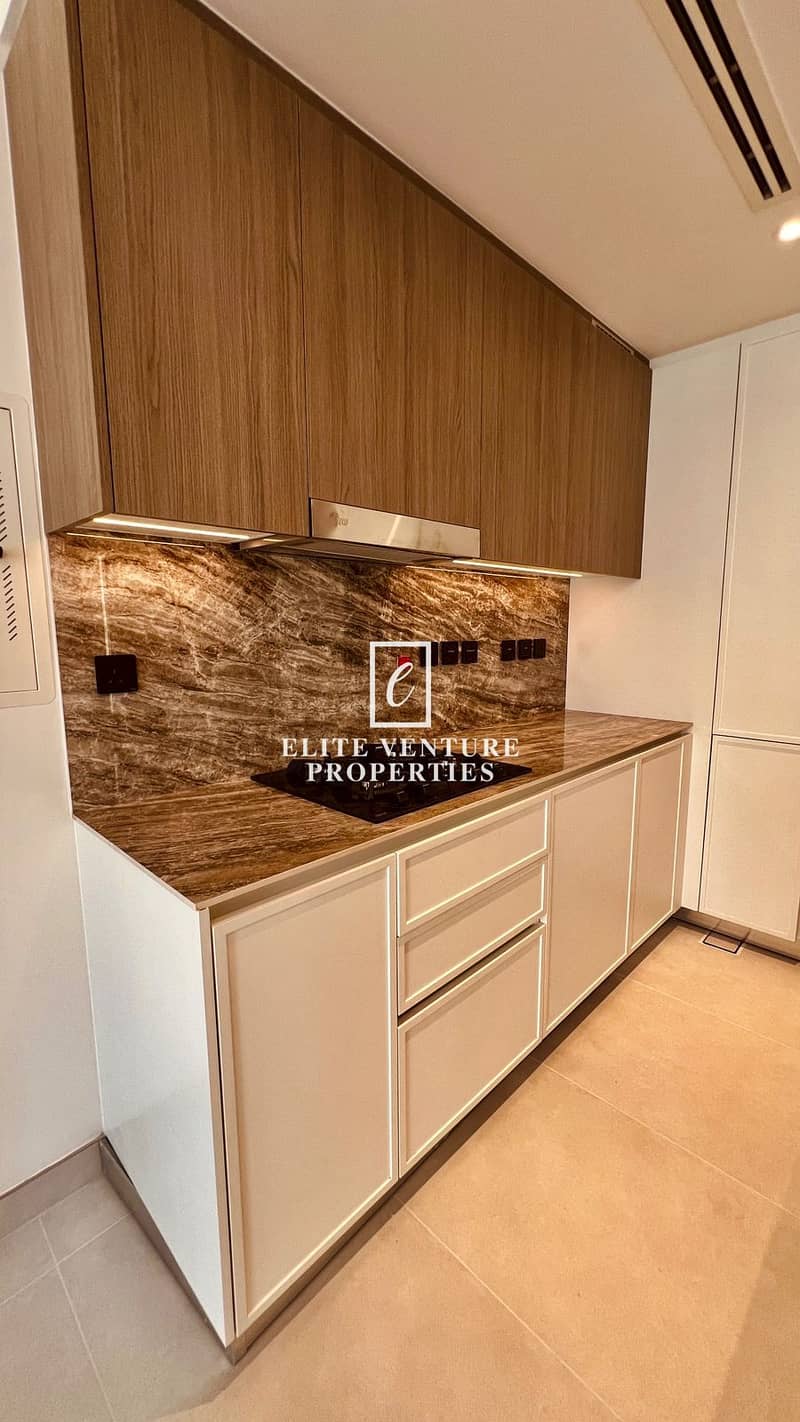 LUXURY LIVING 1-BHK | PRIME LOCATION | SPACIOUS - Image 4