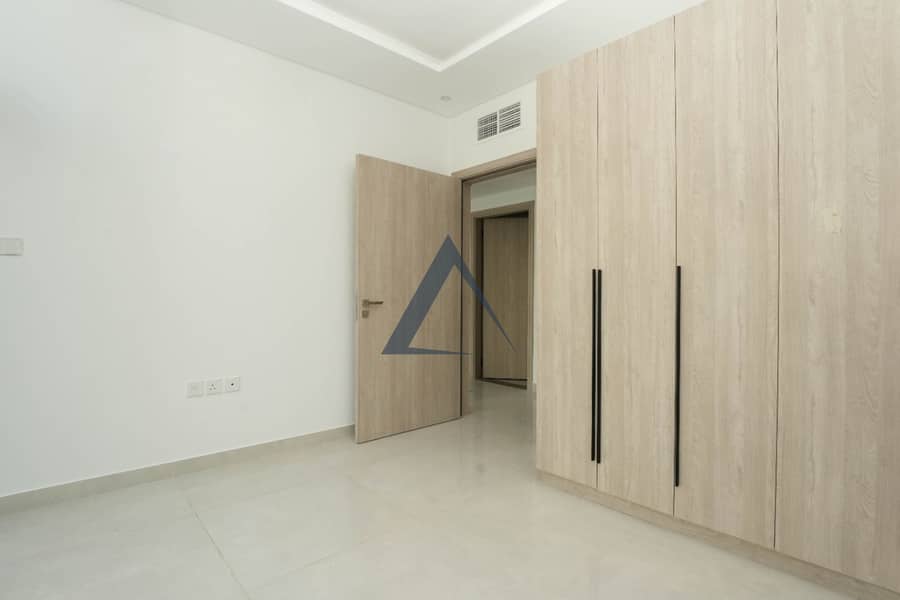 Semi Furnished | Near to Mall | Ready to Move - Image 9