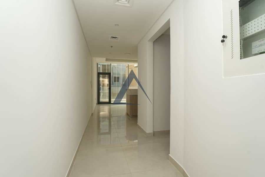 Brand New | Near To Entry and Exit | Ready To Move - Image 6