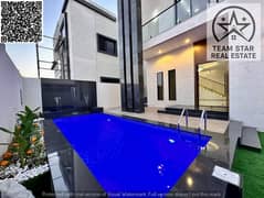 High-end villa, first occupancy, spacious rooms with wardrobes and a swimming pool