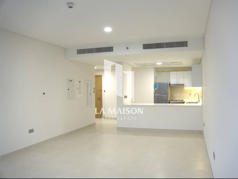 High Floor | Brand New | Sea View | Ready to move - Image 2