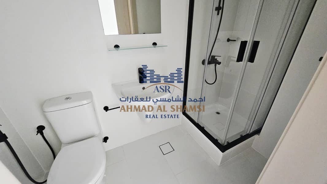 Modern Design || Brand New || 3BHK + Maid || All Master || Fully Sea View || Huge Terrace || Gym, Pool, Play Area || 2 Parking || Available On Very Prime location - Image 22