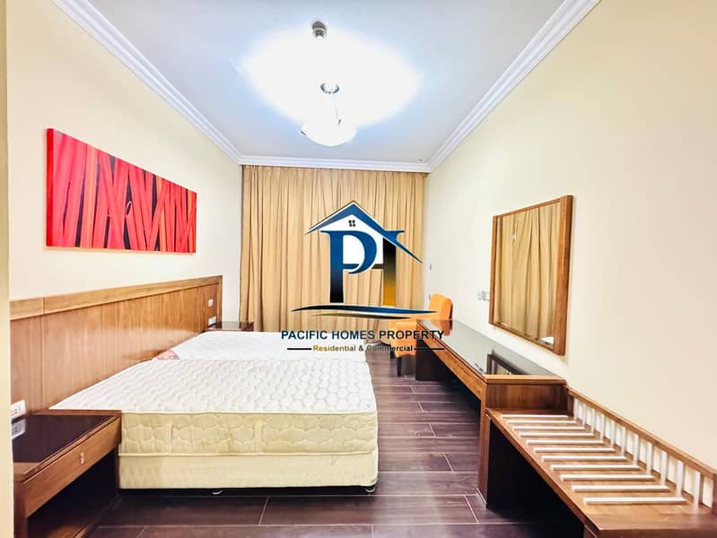 AC FREE \\ HOT OFFER \\02 BEDROOM \\ FRONT OF RTA BUS STOP - Image 6