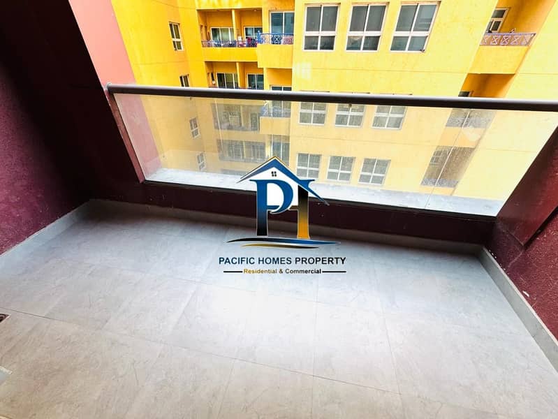 AC FREE \\ HOT OFFER \\02 BEDROOM \\ FRONT OF RTA BUS STOP - Image 13