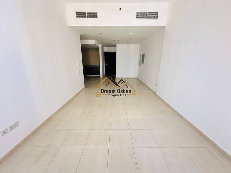 Elegant massive 1BR | Ready To move | Prime Location