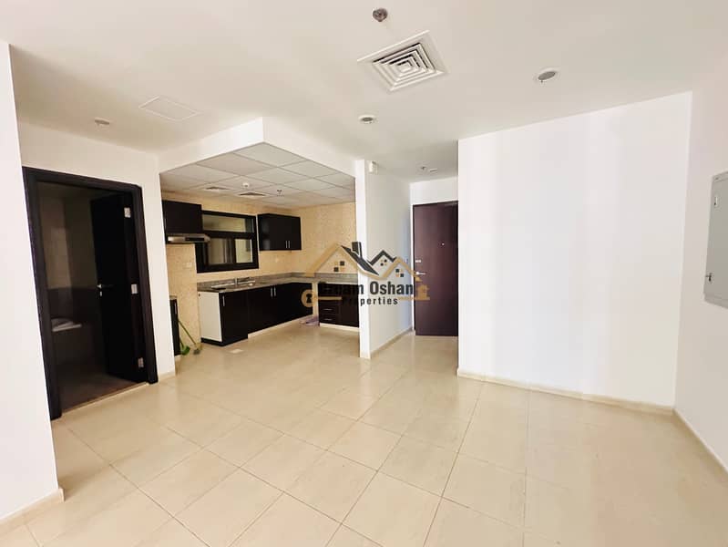 Elegant massive 1BR | Ready To move | Prime Location