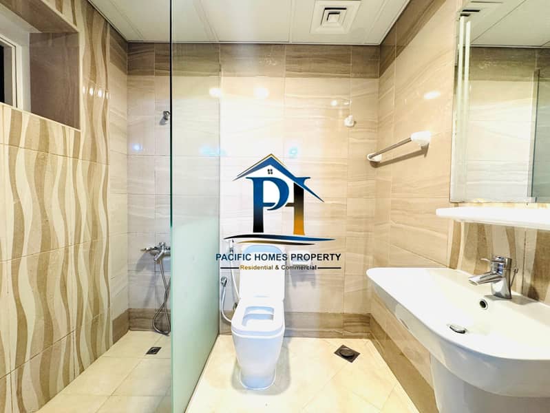 LUXURY 2 BEDROOM LIKE NEW BUILDING WITHGYM POOL AND COVERED PARKING - Image 11