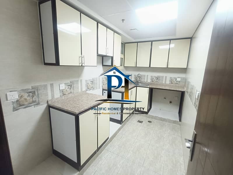 NEAR SCHOOL ZONE=LUXURIOUS 1 BHK WITH 2 BATHS=WITH BALCONY=WITH ALL FACILITIES - Image 7