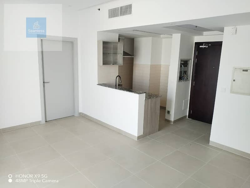 3 Kitchen 1. jpeg