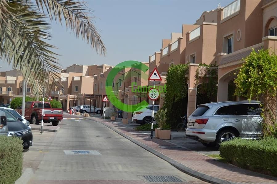 Best Price Vacant Villa with an amazing garden Best Price Vacant Villa with an amazing garden