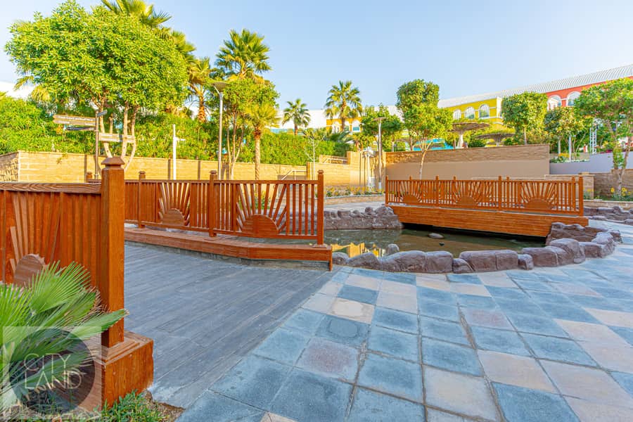 8 Garden-10. jpg